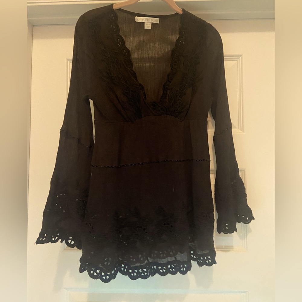 Black Lace Trim Tunic Top